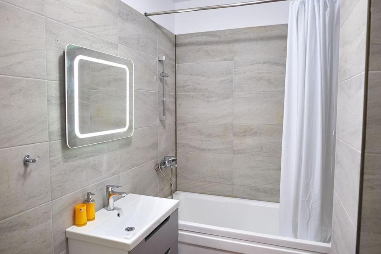 Blue Apartment In Spa N Pool Beach Resort Navodari Exterior photo